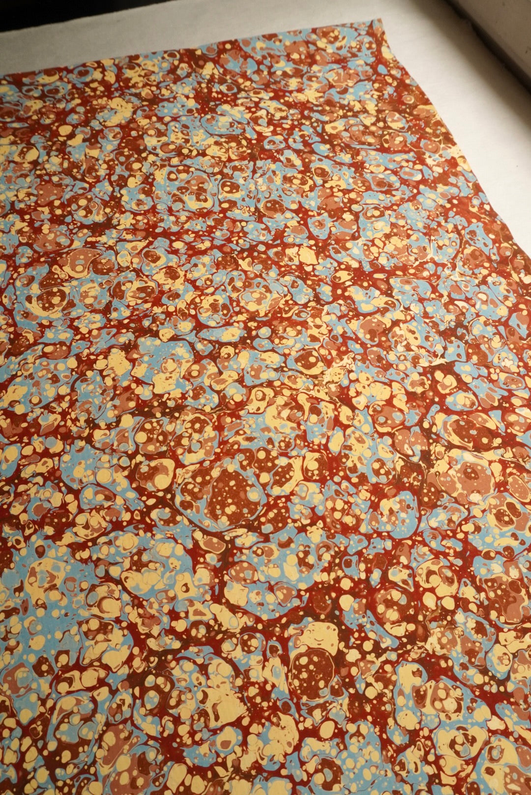 ORIGINAL MARBLED PAPERS | Svartbrun