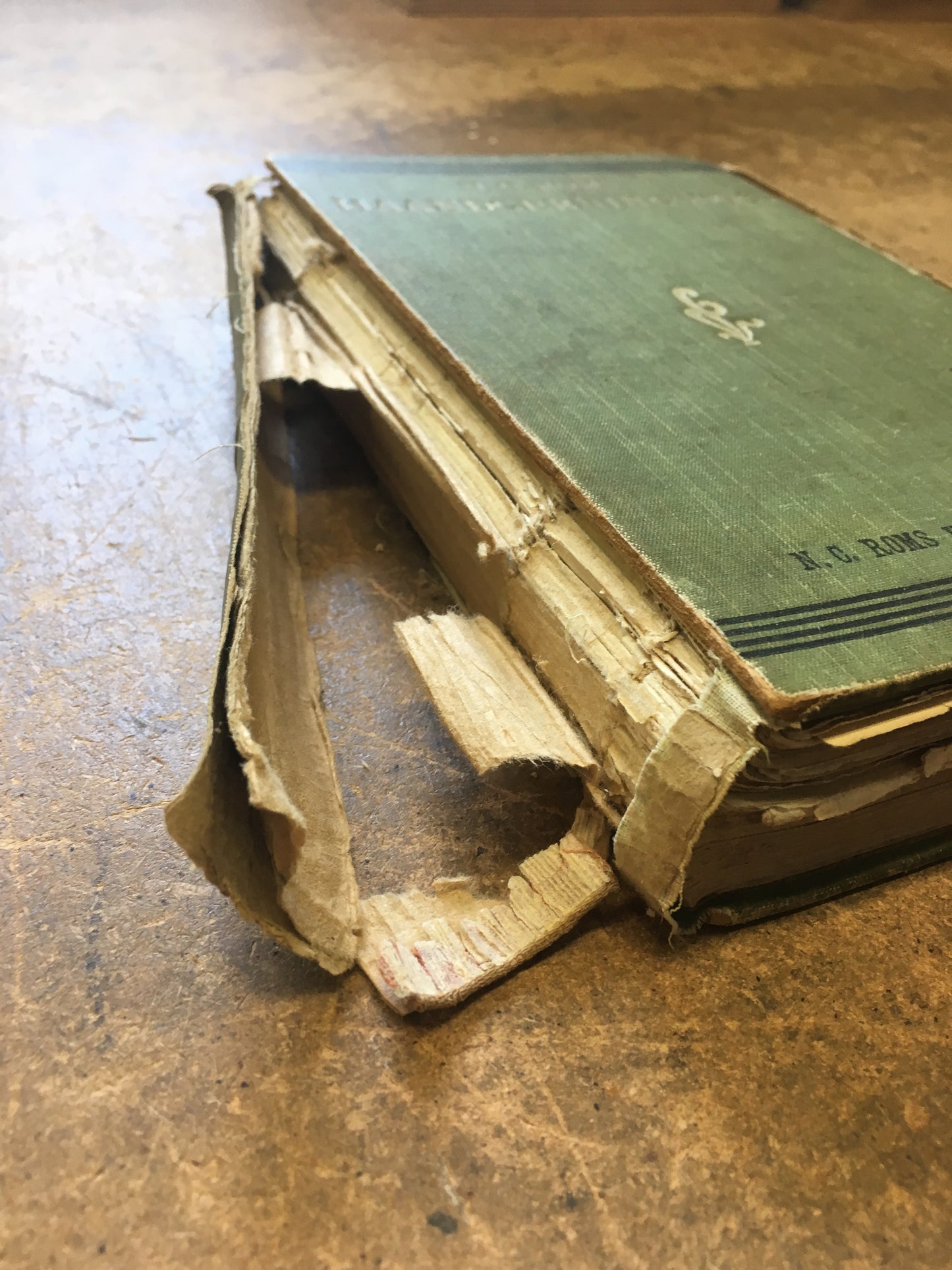 LAGA BÖCKER | Book repair café | 15 mars