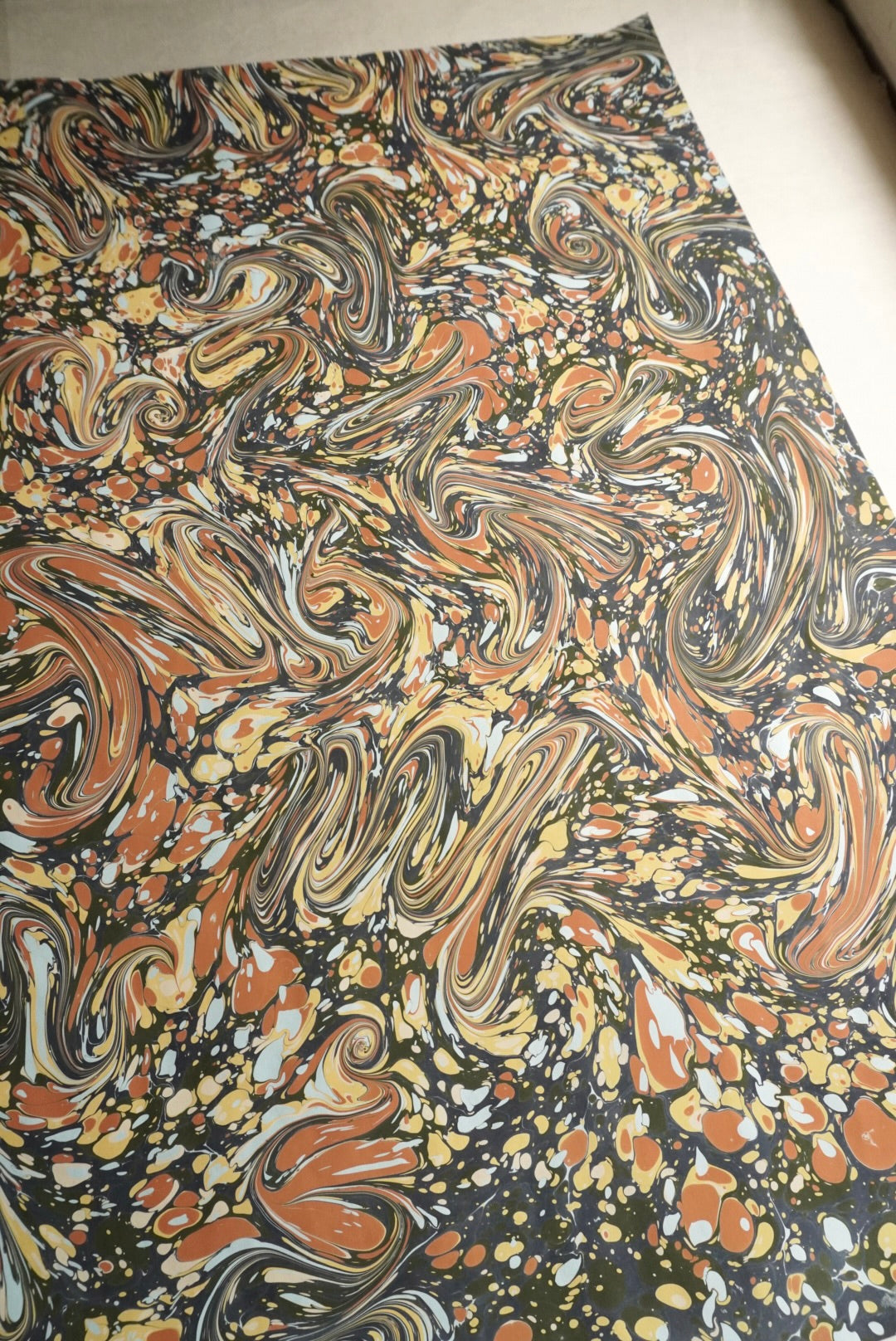 ORIGINAL MARBLED PAPERS | Svartbrun