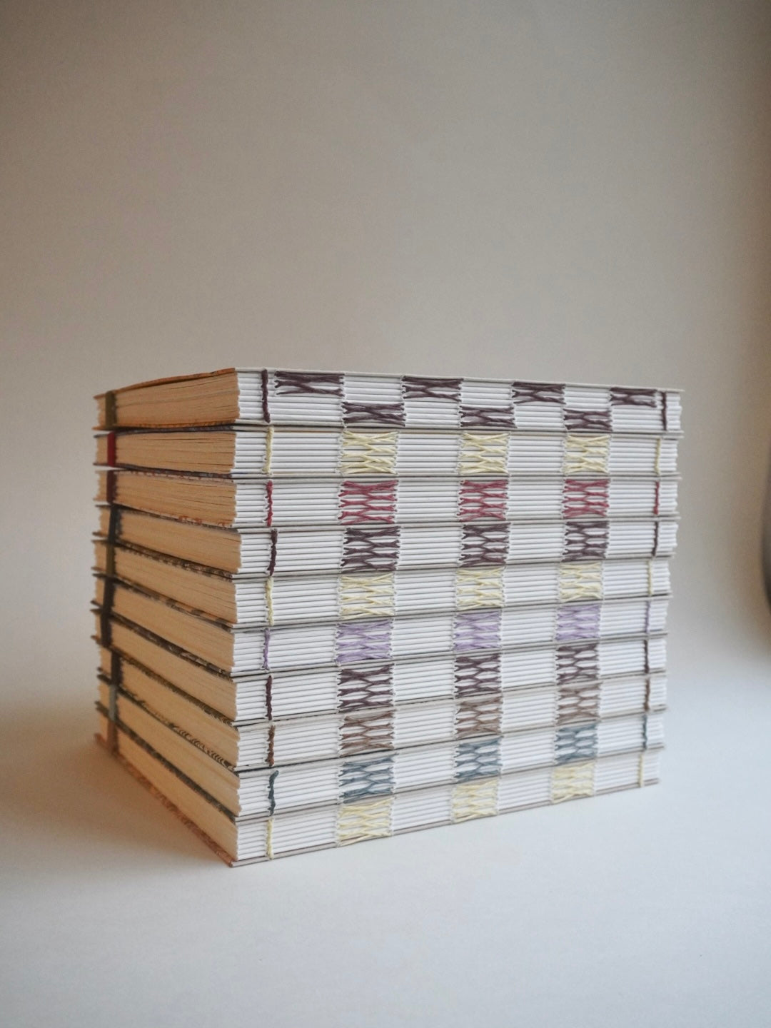 SVARTBRUN CLASSIC NOTEBOOK | marbled | A6+