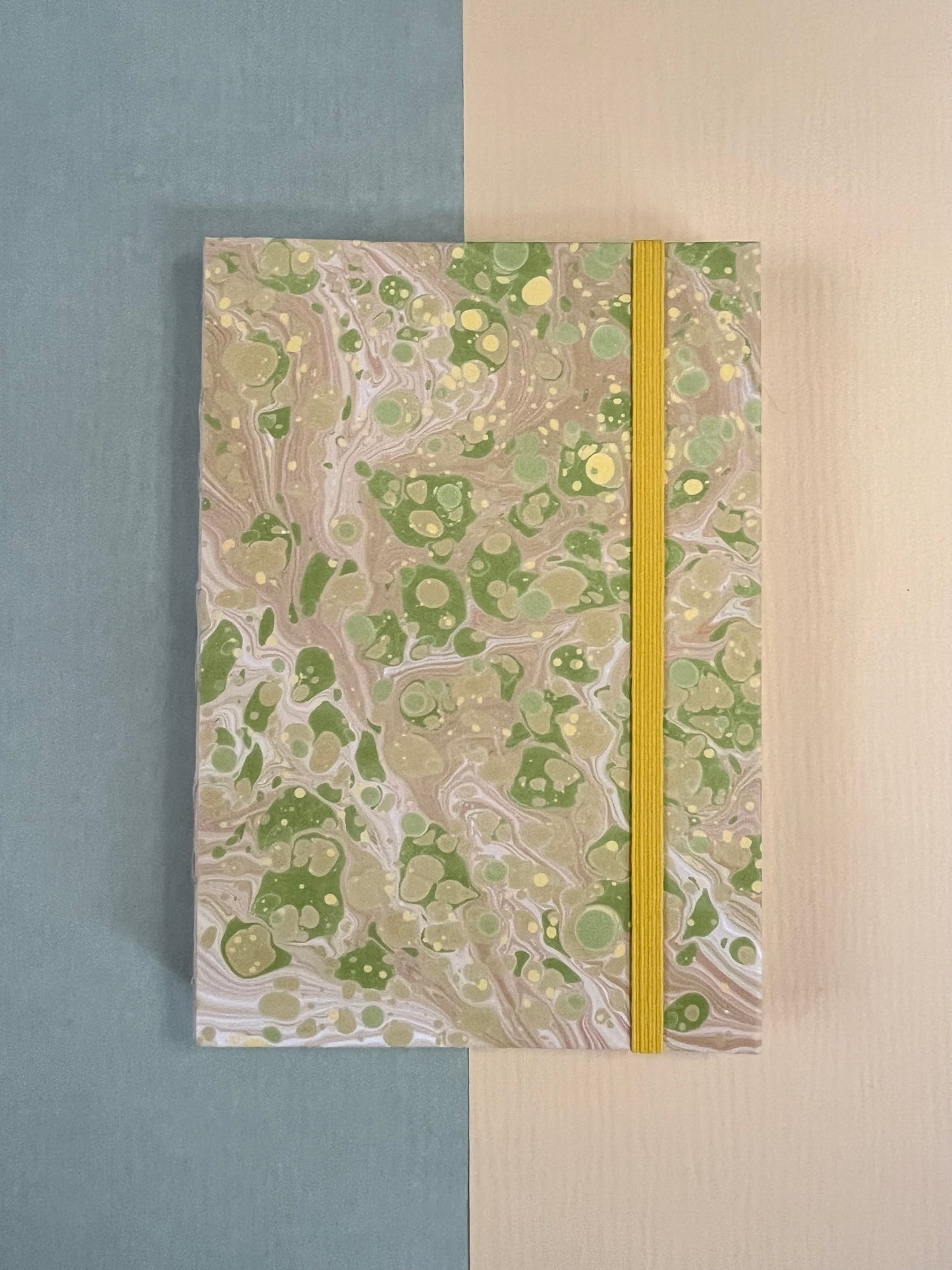 SVARTBRUN CLASSIC NOTEBOOK | marbled | A6+