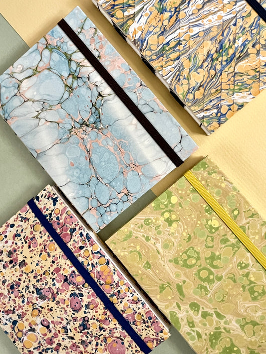 SVARTBRUN CLASSIC NOTEBOOK | marbled | A6+