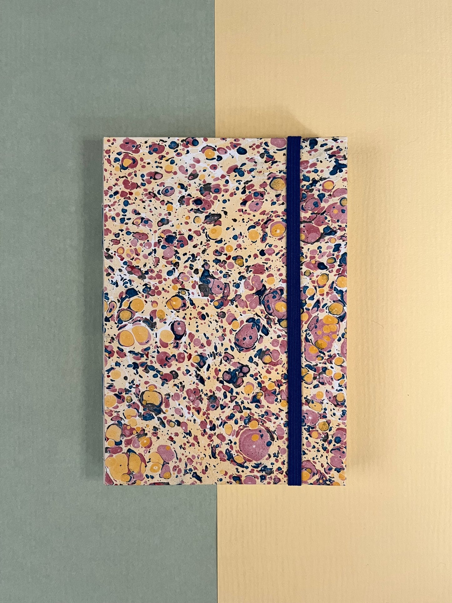 SVARTBRUN CLASSIC NOTEBOOK | marbled | A6+