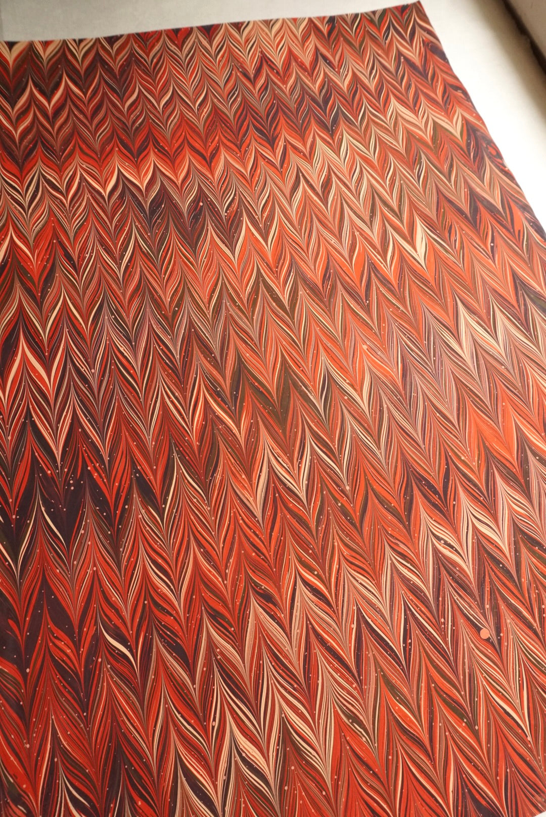 ORIGINAL MARBLED PAPERS | Svartbrun