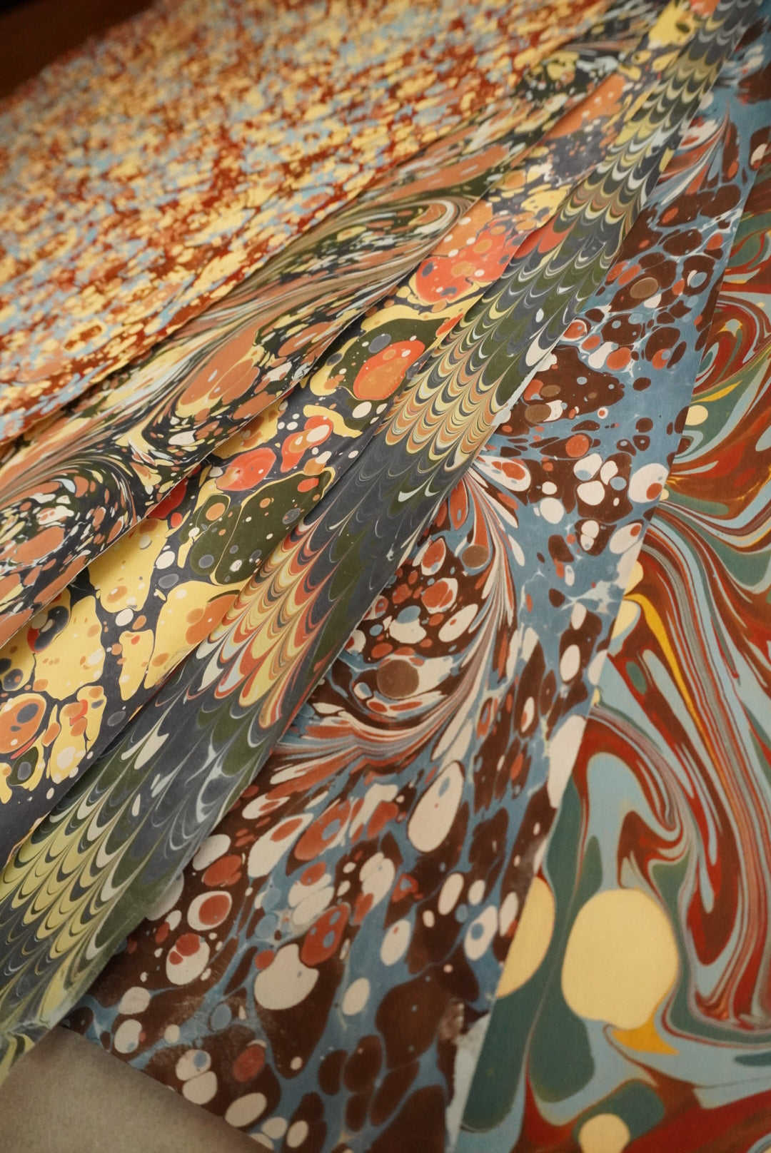 ORIGINAL MARBLED PAPERS | Svartbrun