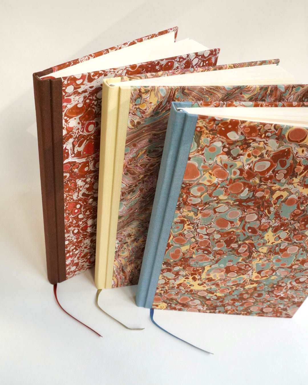 MARBLED | ruled notebooks | machine sewn | A5