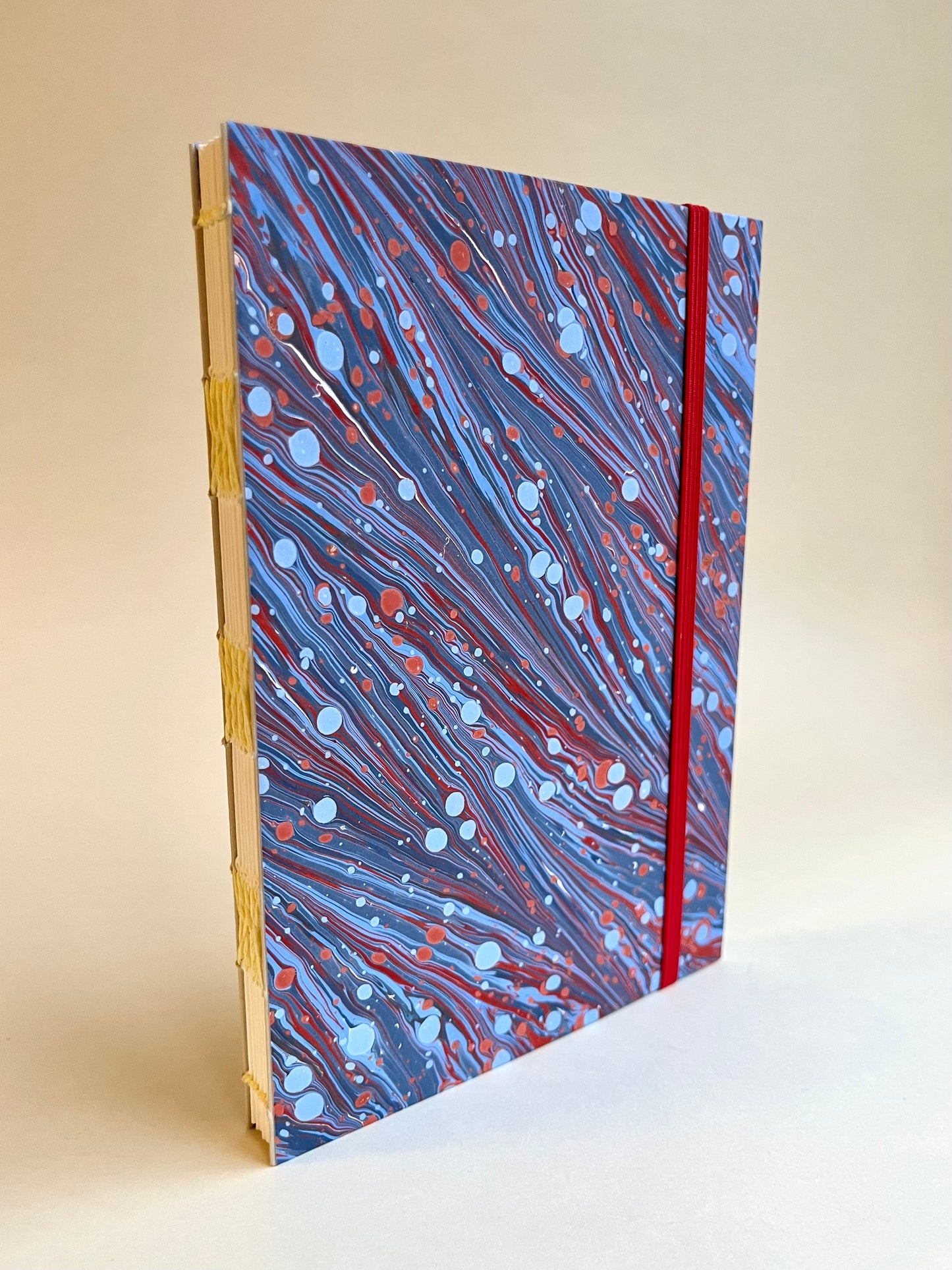 SVARTBRUN CLASSIC NOTEBOOK | marbled | A6+